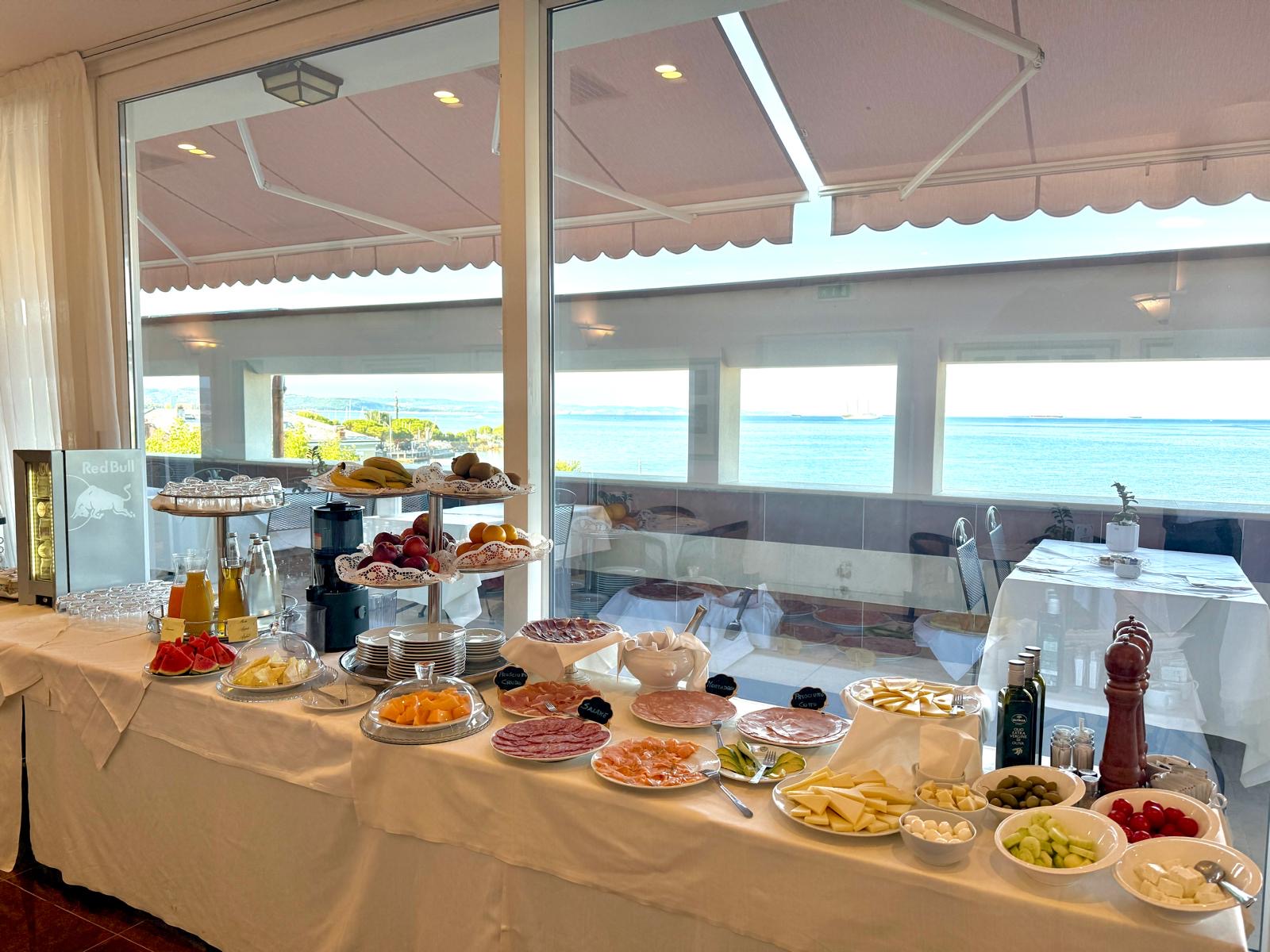 035a33b2-b57a-436c-b82d-0272f4918a89