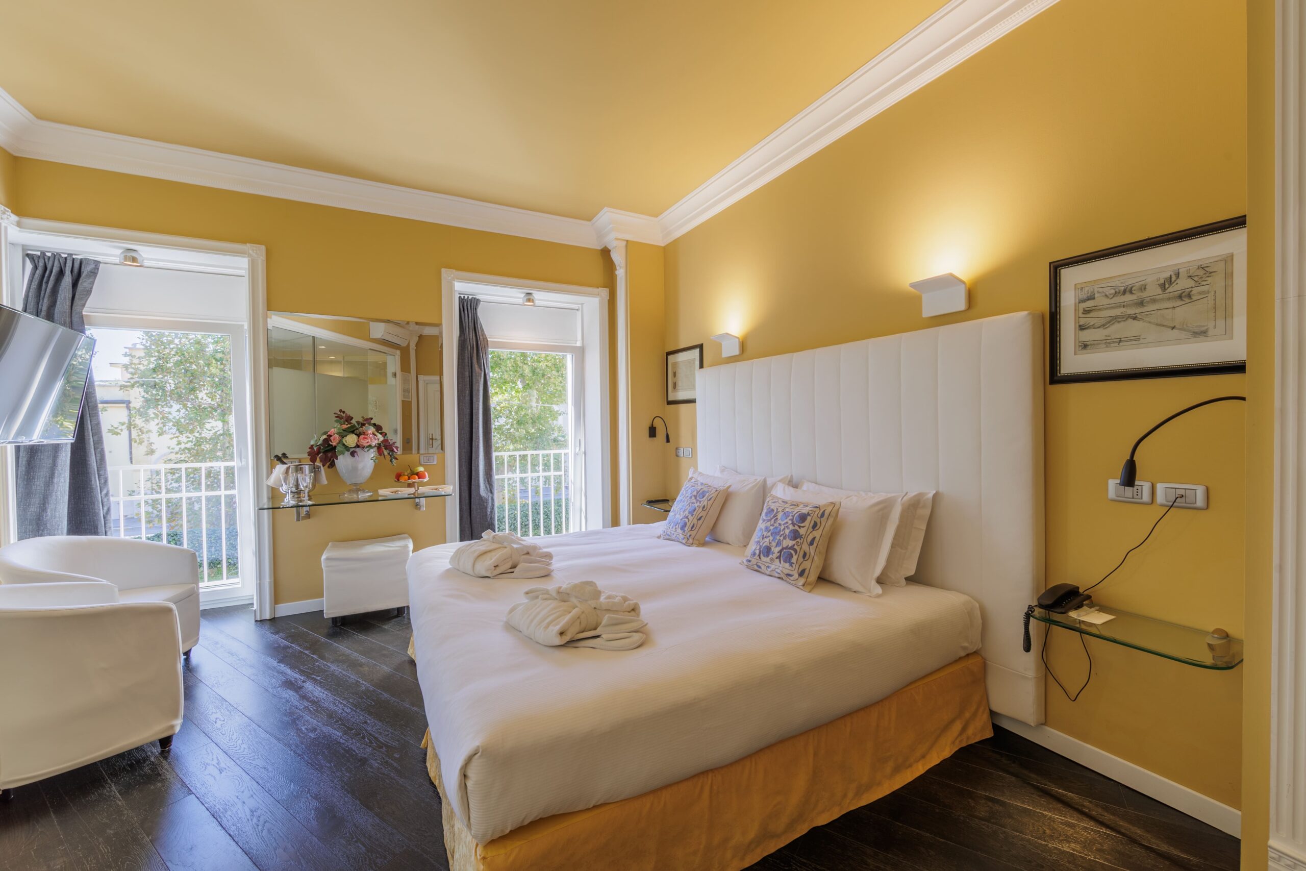 Image hover effect image